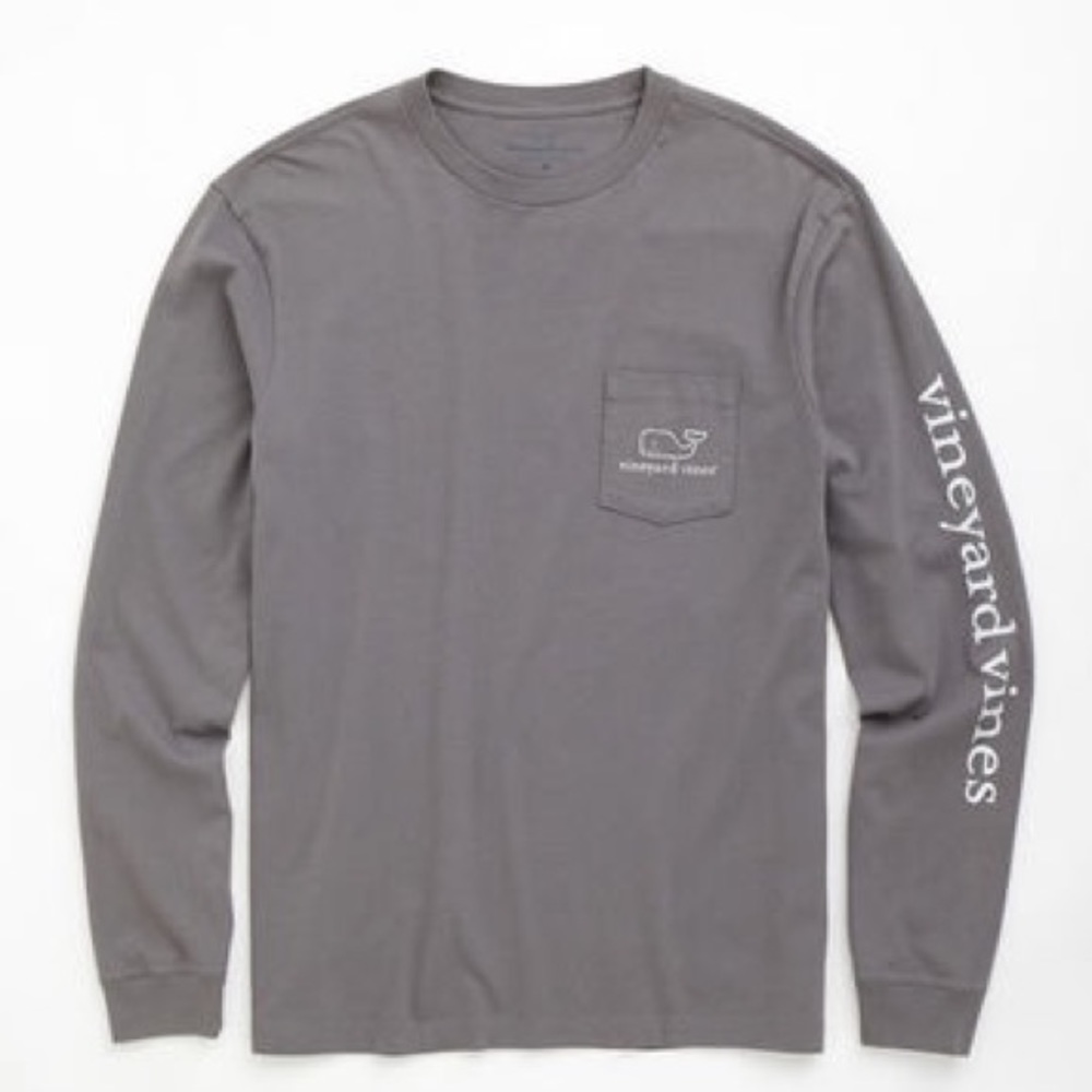 Vineyard vines t shirt